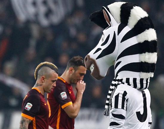 马斯切拉诺：阿连德因发烧没参加训练；温哥华队有很多好球员