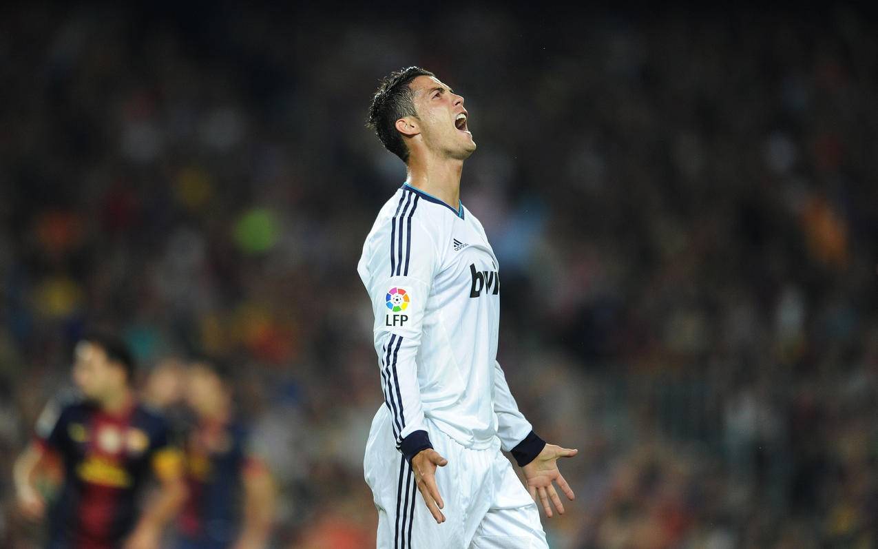 记者：埃斯特旺已抵达伦敦，周一将跟随切尔西训练